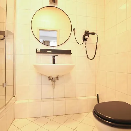 Tm Otel 3*